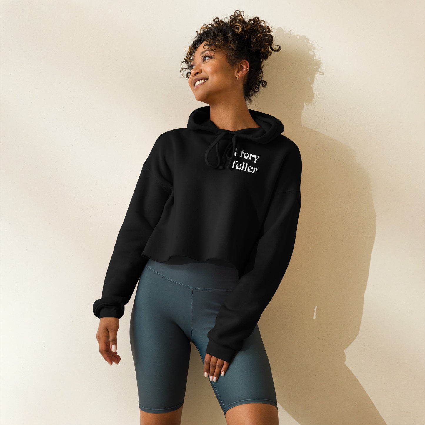 Scary stories to tell in the dark Crop Hoodie